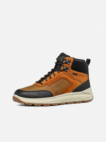 Geox Кафяви мъжки боти Geox Spherica 4X4 Abx