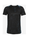 Under Armour T-shirt