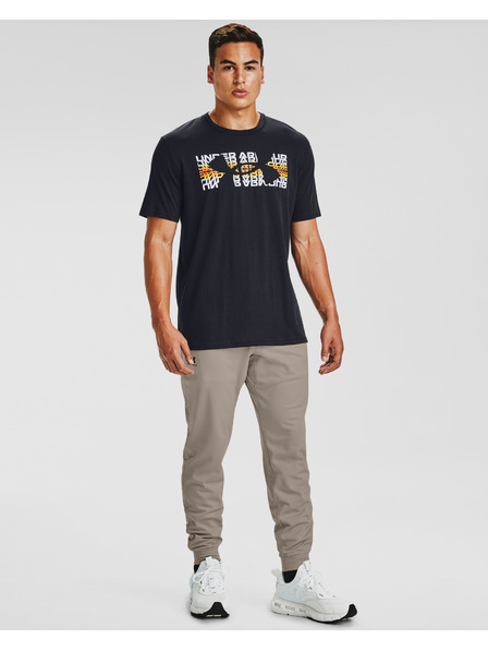 Under Armour Мъжка тениска Under Armour MULTICOLOR REPEAT SS