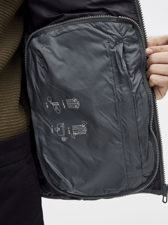 Celio Suless Елек