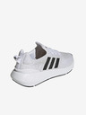 adidas Originals Swift Run 22 Sneakers