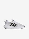 adidas Originals Swift Run 22 Sneakers