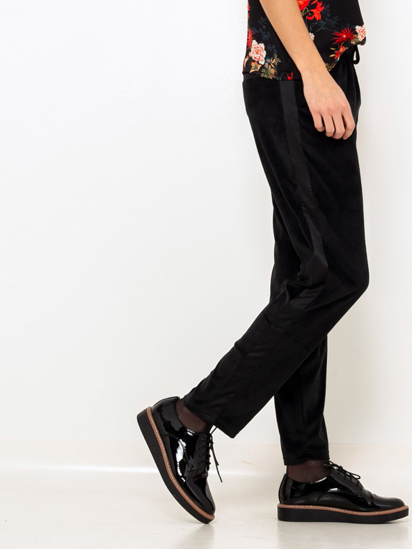 CAMAIEU Черни кадифени панталони с колан CAMAIEU