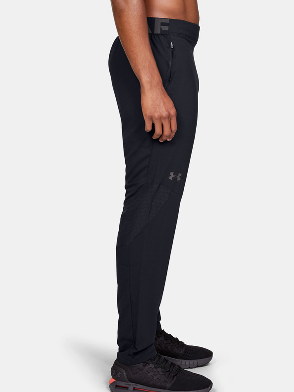 Under Armour Мъжки спортни панталони Under Armour Vanish Woven Pant
