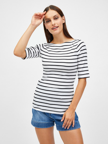 GAP T-shirt