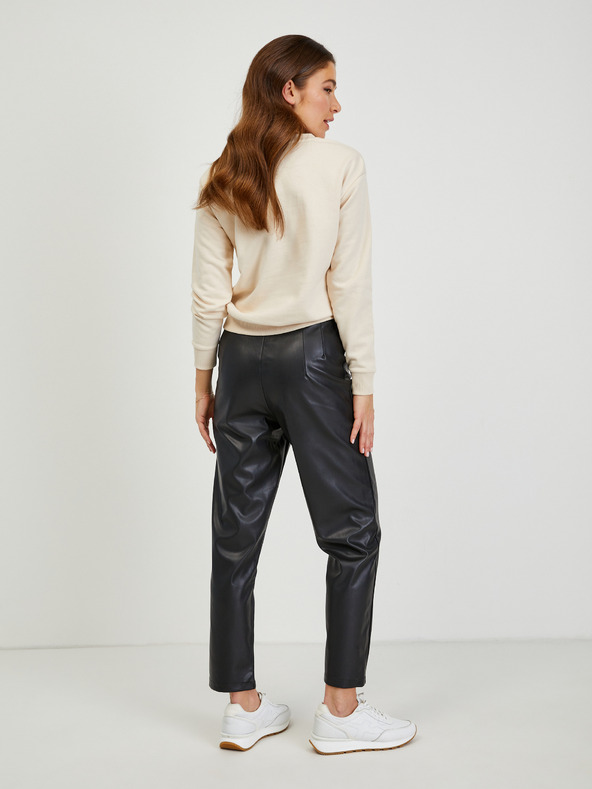 Orsay Черен дамски къс панталон от изкуствена кожа ORSAY