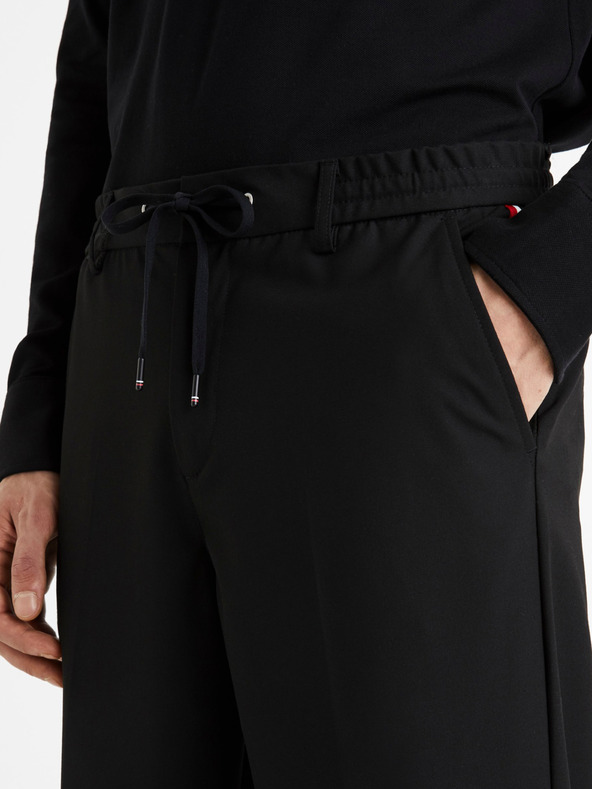 Celio Черен мъжки панталон Celio 24H Dotape