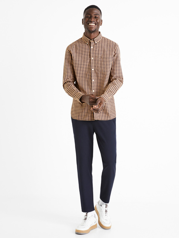 Celio Dakaris Риза