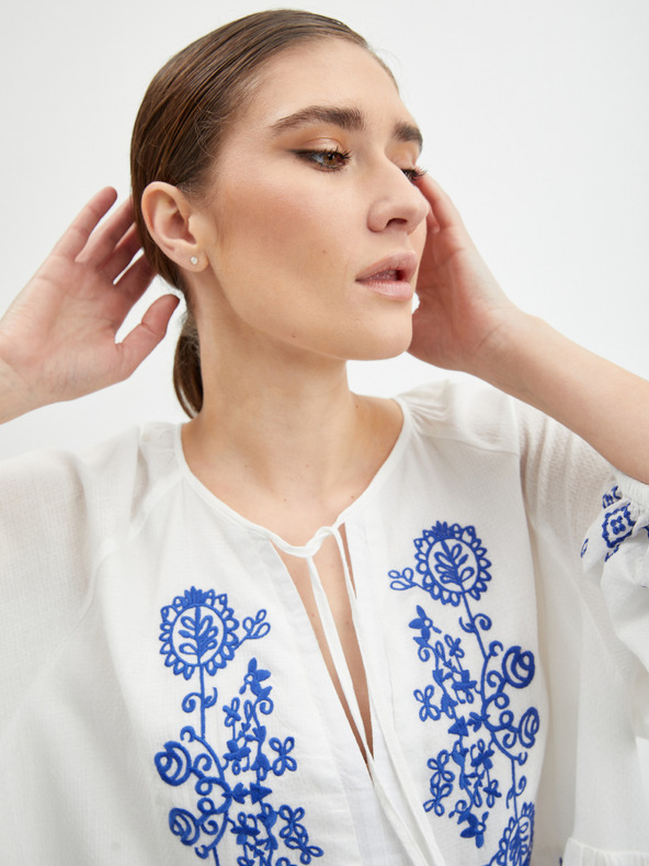 Orsay Бяла дамска рокля ORSAY