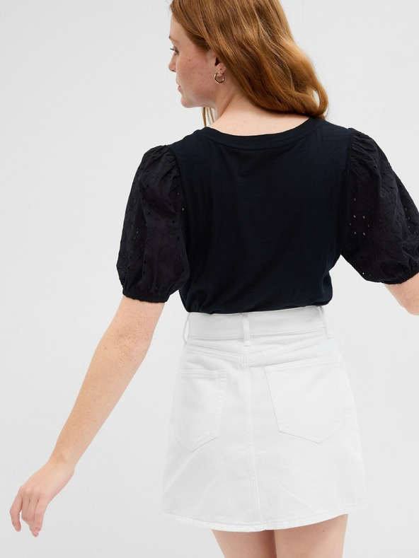 GAP Тениска с дантелени ръкави GAP