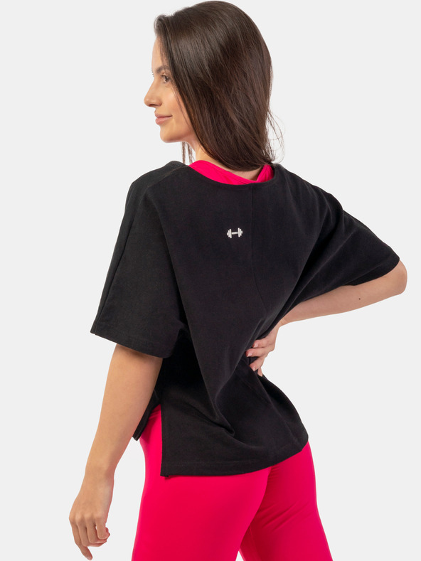 Nebbia The Minimalist T-shirt