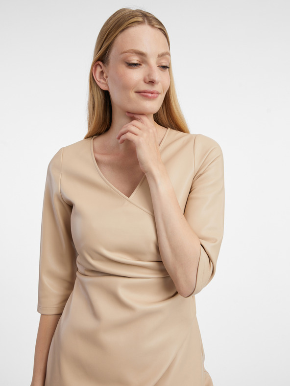 Orsay Бежова дамска рокля от изкуствена кожа ORSAY