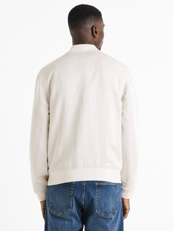 Celio Dulino1 Яке