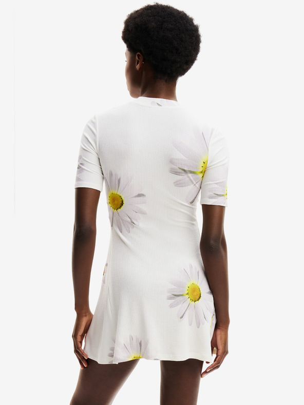 Desigual Desigual Margaritas бяла дамска рокля на цветя