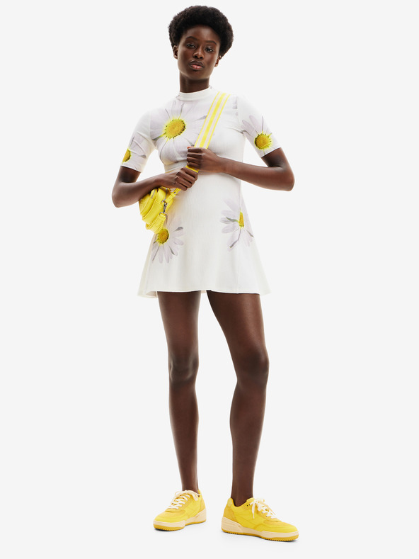 Desigual Desigual Margaritas бяла дамска рокля на цветя