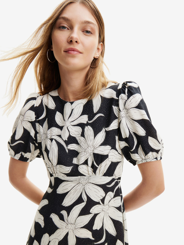 Desigual Desigual Nashville дамска рокля на цветя в бяло и черно