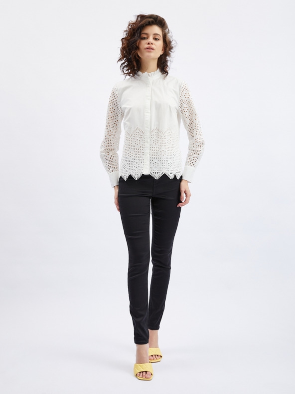 Orsay Бяла дамска блуза с декоративни детайли ORSAY