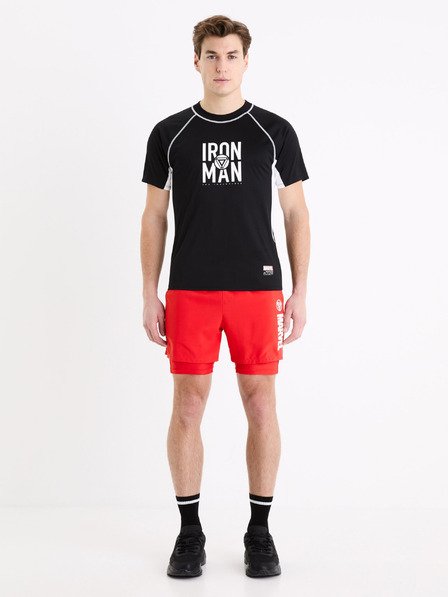 Celio Червени спортни шорти Celio Marvel - Iron Man