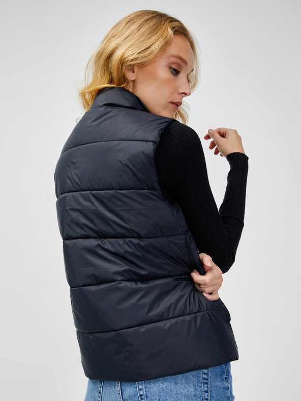 GAP Подплатена жилетка GAP