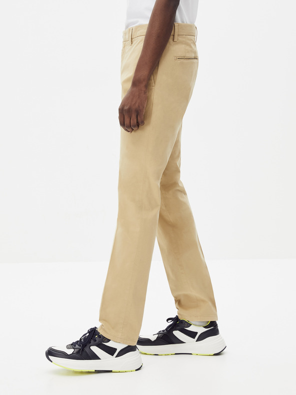 Celio Бежов панталон Celio Pocharles