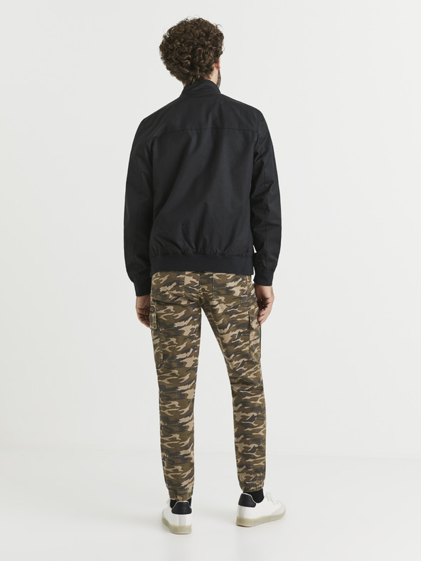 Celio Черно олекотено яке Celio Vucotton