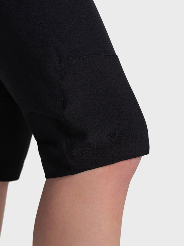 Kilpi Черен дамски спортен панталон с три четвърти дължина Kilpi MEEDIN