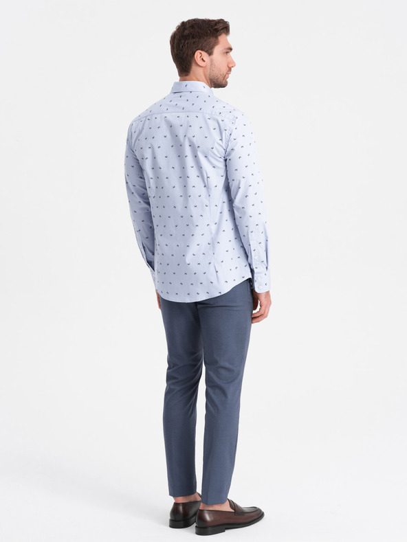 Ombre Clothing Светлосиня мъжка риза с шарки Ombre Clothing