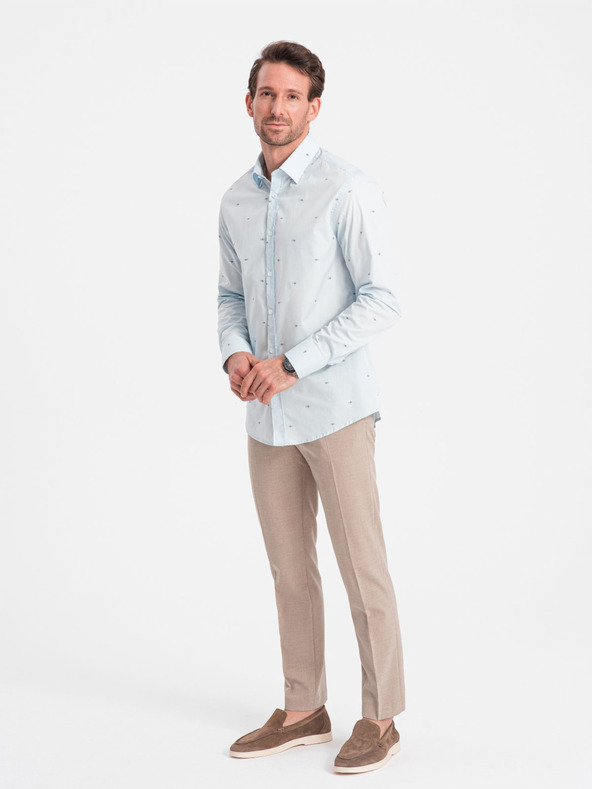 Ombre Clothing Светлосиня мъжка риза с шарки Ombre Clothing