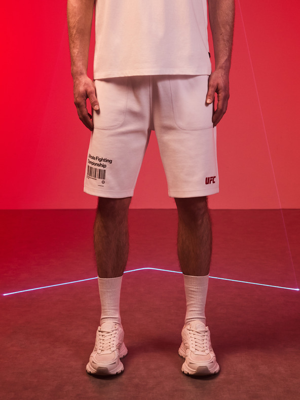 Celio Бели мъжки къси панталони Celio UFC