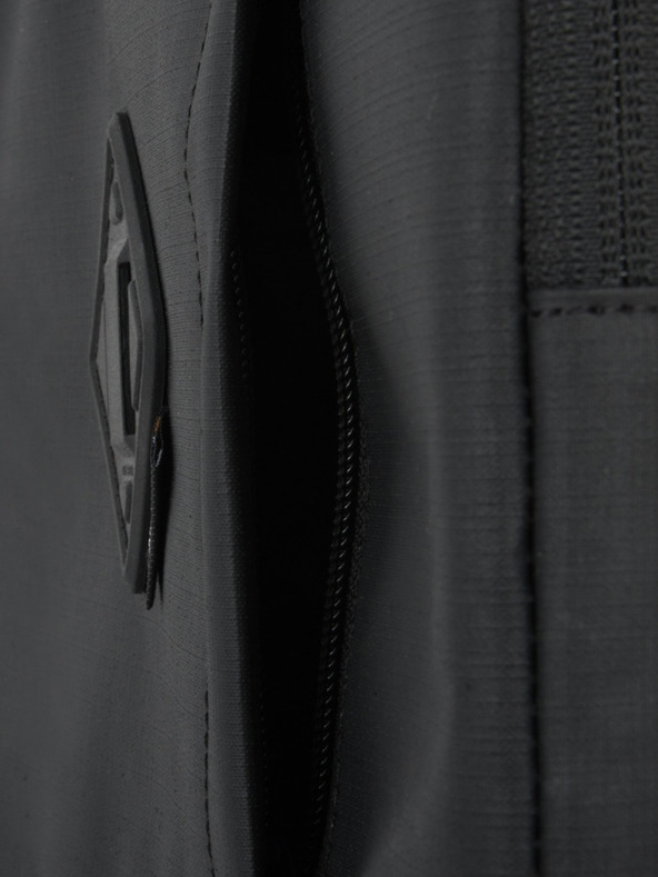 Dakine Черен калъф за лаптоп Dakine 365 Tech Sleeve 13