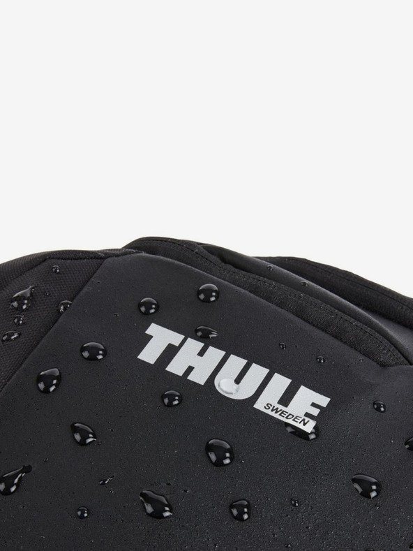 Thule Черна спортна раница Thule Chasm (26 л)
