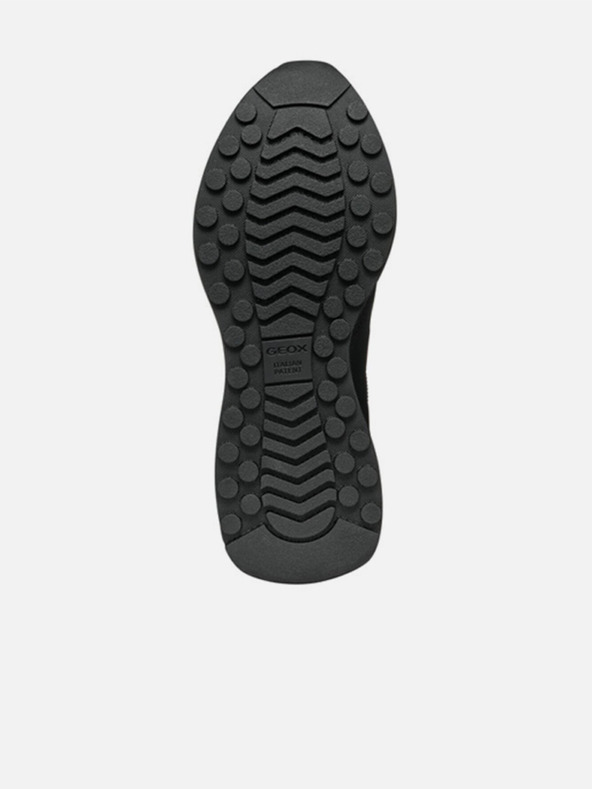 Geox Черни дамски маратонки Geox Amabel