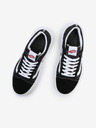 Vans Черни дамски маратонки с велурени детайли VANS