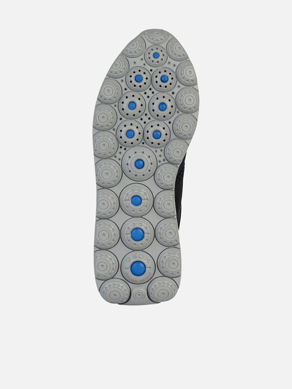 Geox Черни дамски маратонки Geox Spherica Vseries