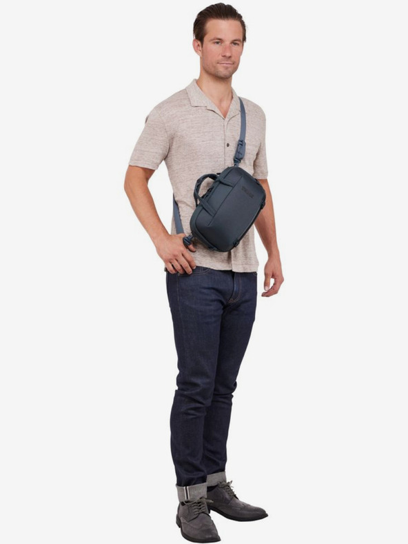 Thule Тъмно сива чанта за рамо Thule Subterra 2 5L