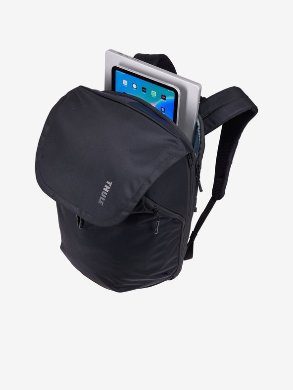 Thule Черна туристическа раница Thule Subterra 2