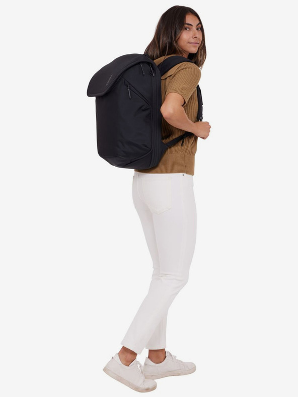 Thule Черна туристическа раница Thule Subterra 2