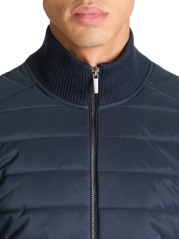 Celio Яке Jergus с яка