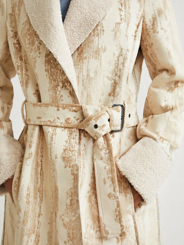 Desigual Бежово дамско палто Desigual Marvelous с шарка