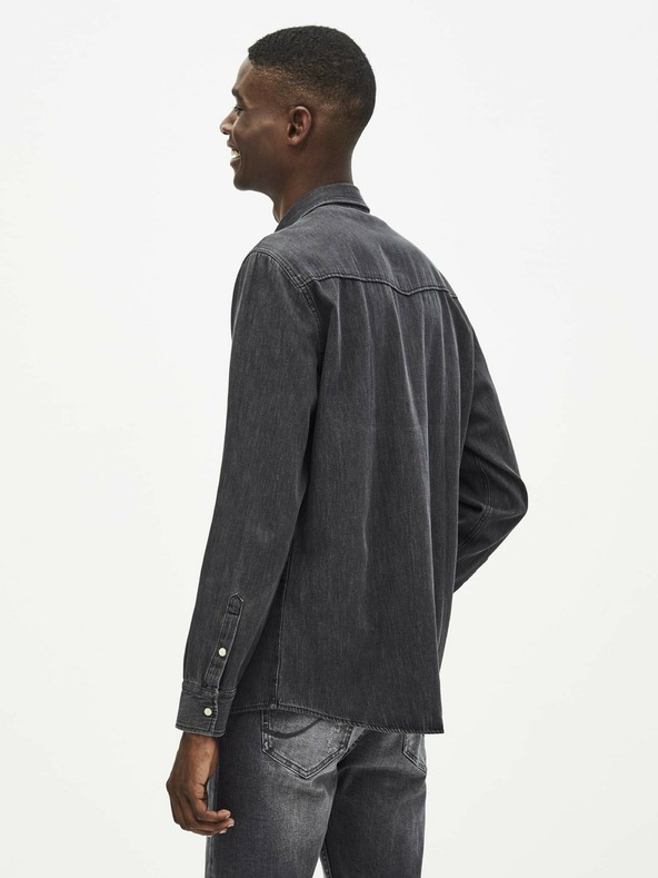 Celio Sarevient Риза