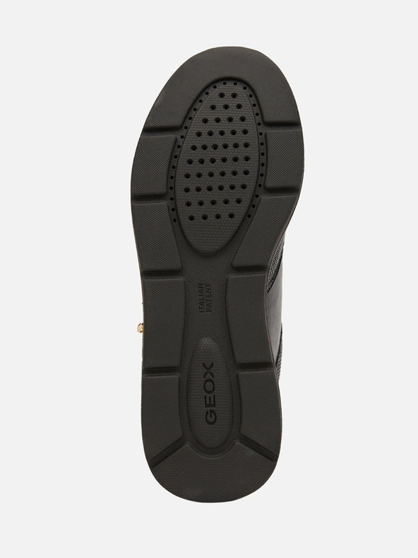 Geox Черни дамски маратонки Geox Cristael