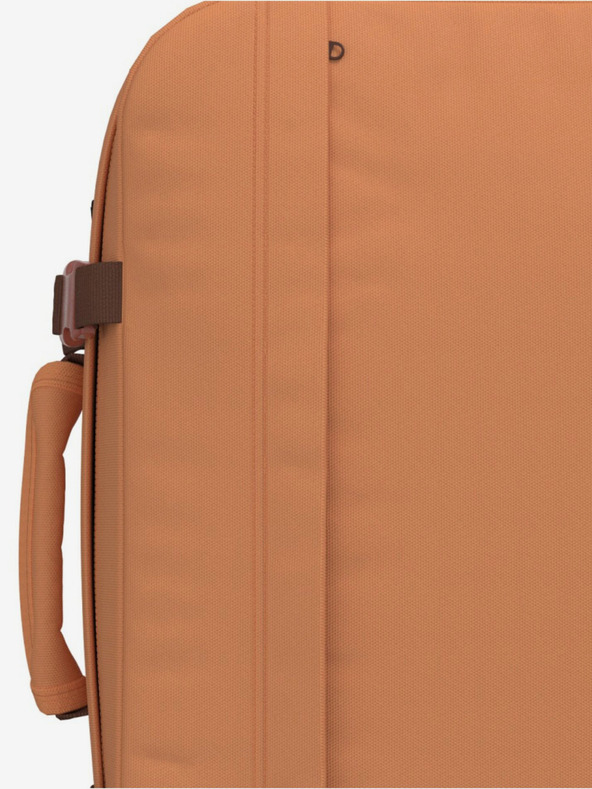 CabinZero Кафява дамска раница CabinZero Classic 44L Gobi sands