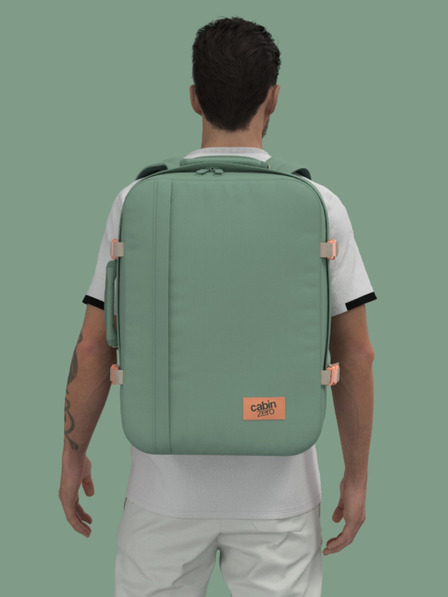 CabinZero Зелена унисекс раница CabinZero Classic 44L Sage forest