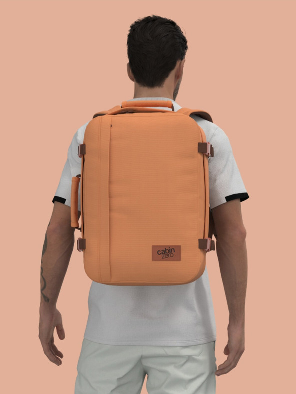 CabinZero Кафява раница CabinZero Classic 36L Gobi sands