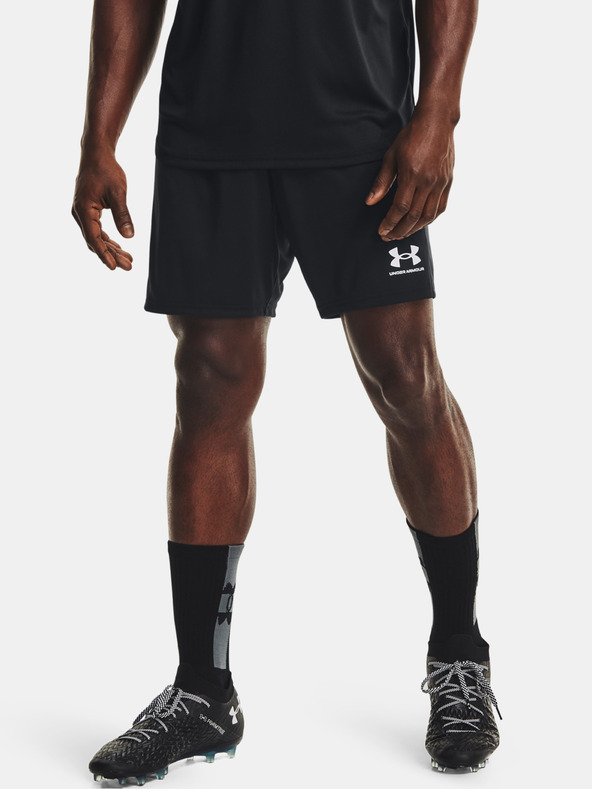 Under Armour Мъжки шорти Under Armour Challenger Knit Short