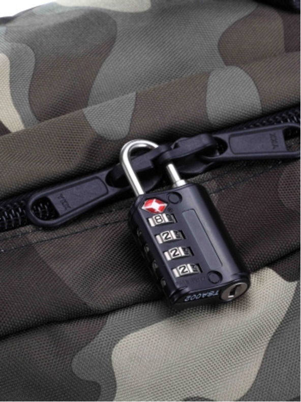 CabinZero Раница с шарка в цвят хаки CabinZero Urban Camo (28L)