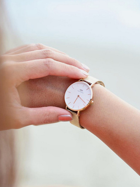 Daniel Wellington Дамски часовник Daniel Wellington Petite Melrose с розово злато