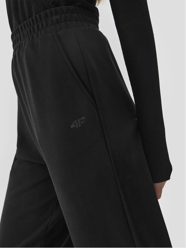 4F Дамско долнище jogger 4F