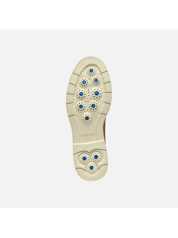 Geox Бежови дамски мокасини Geox Spherica EC1