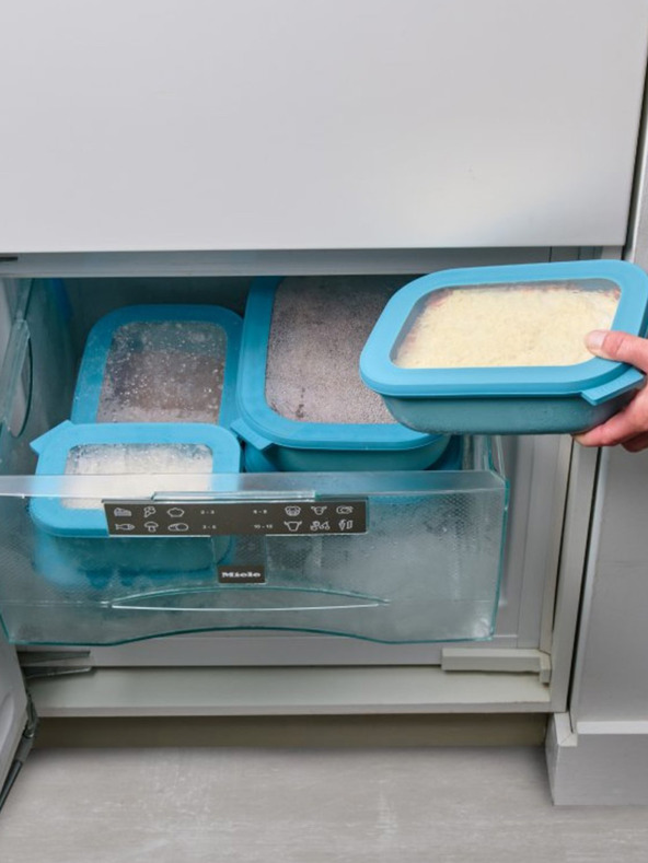 Mepal Комплект от три купи в сив цвят Mepal Cirqula (500 + 1000 + 2000 мл)